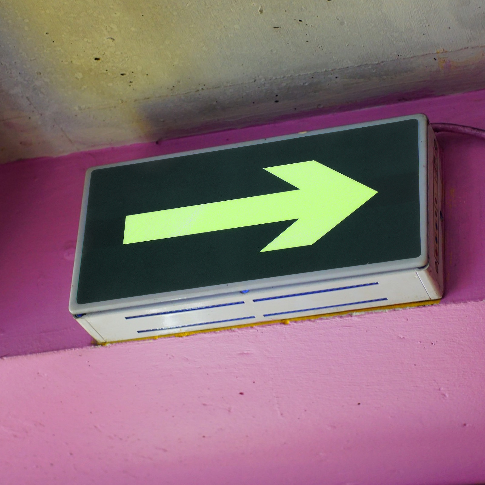 8Pcs Fire Evacuation Arrow Sti - Emergency Exit Sign ulasan dan harga